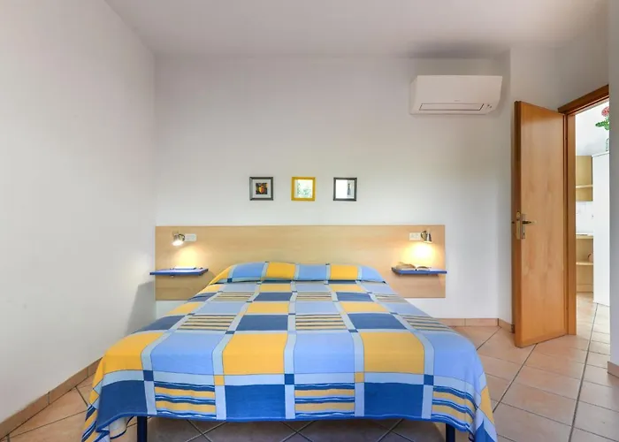 Giulia-2 By Interhome Apartament